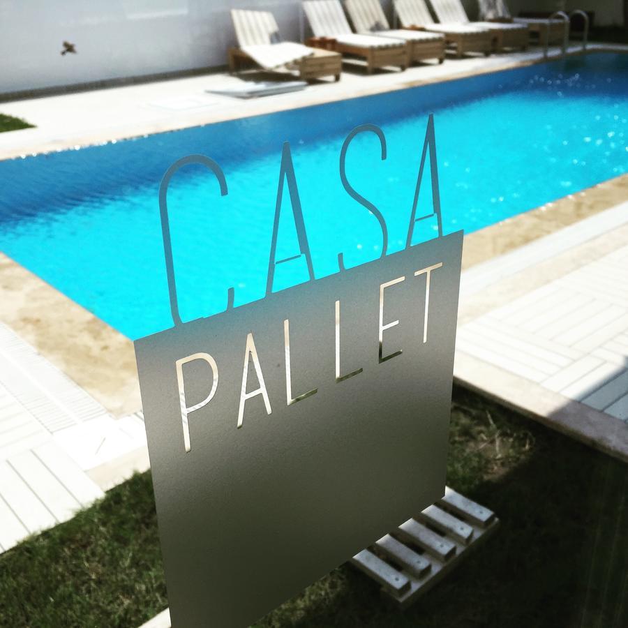 Casa Pallet Hotel (Adults Only) Далян Екстериор снимка