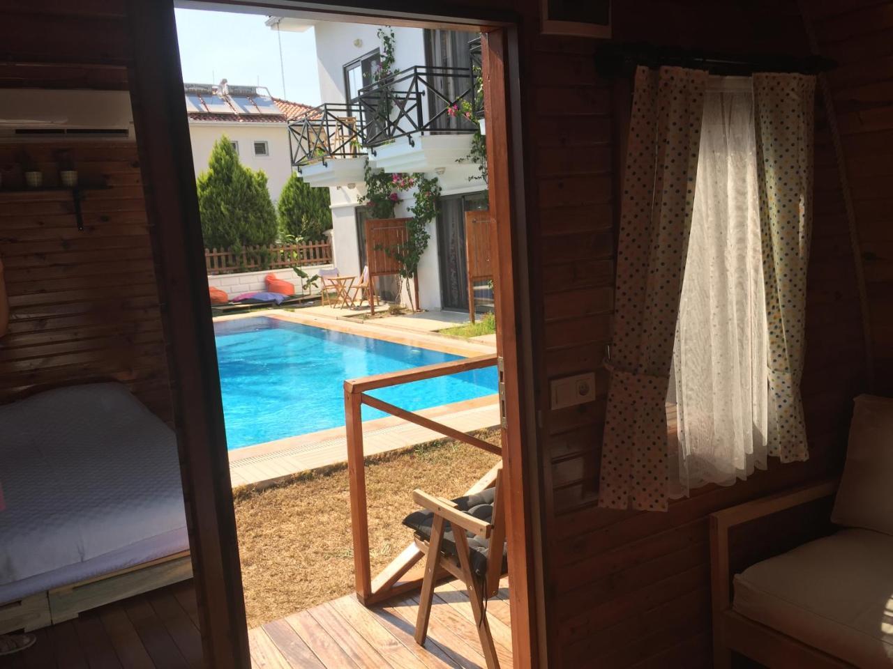 Casa Pallet Hotel (Adults Only) Далян Екстериор снимка