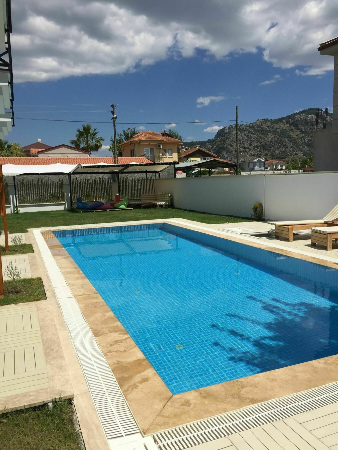 Casa Pallet Hotel (Adults Only) Далян Екстериор снимка